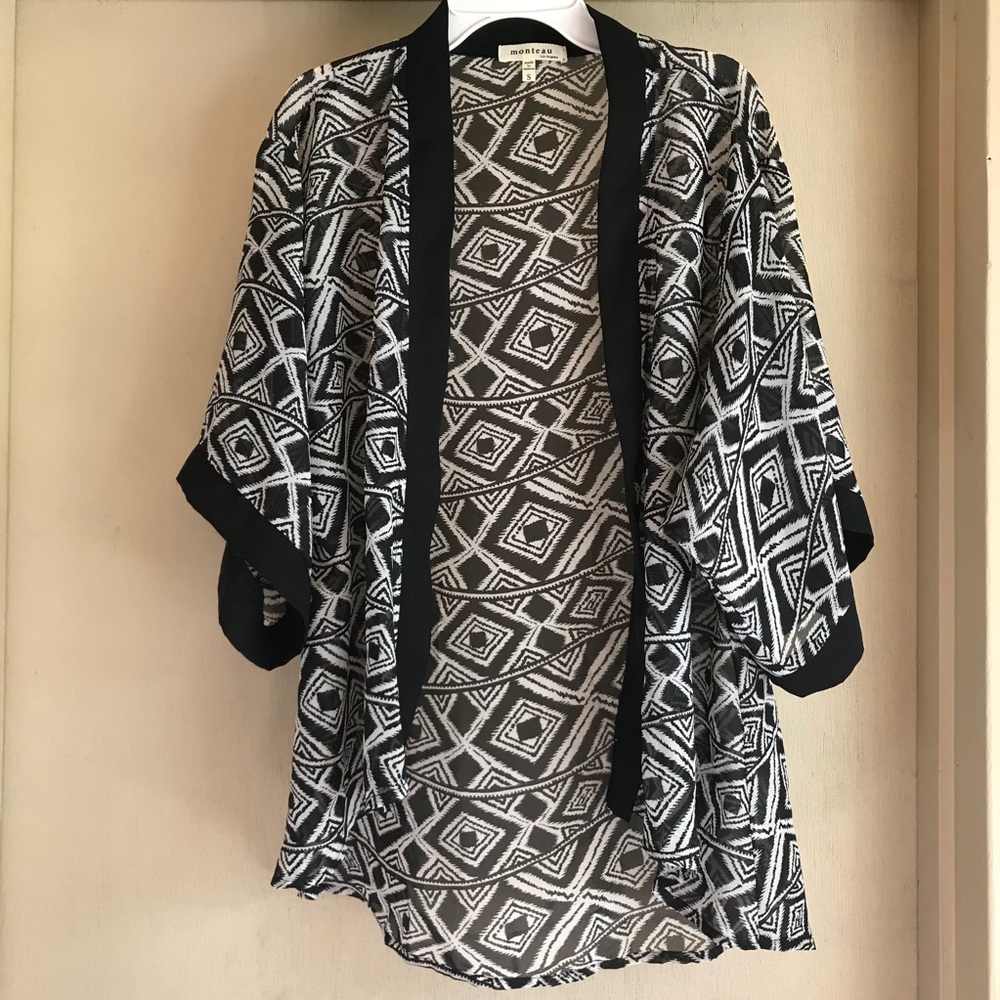 Monteau Kimono